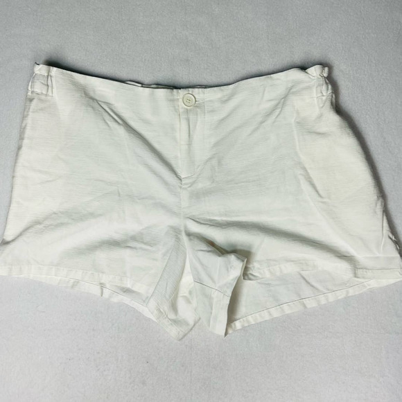 THE NINES BY HATCH XXL maternity white shorts elastic waist flat front NWT B57 - Picture 1 of 9